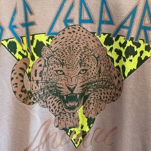 Def Leopard Lilac L/S Crew Neck Sweater Oversized Sweatshirt Size SMALL